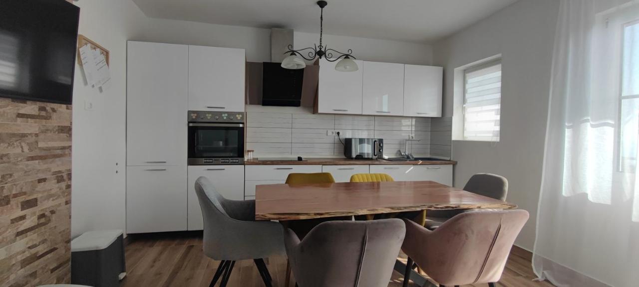Apartment Modern And Cosy With Panorama View *