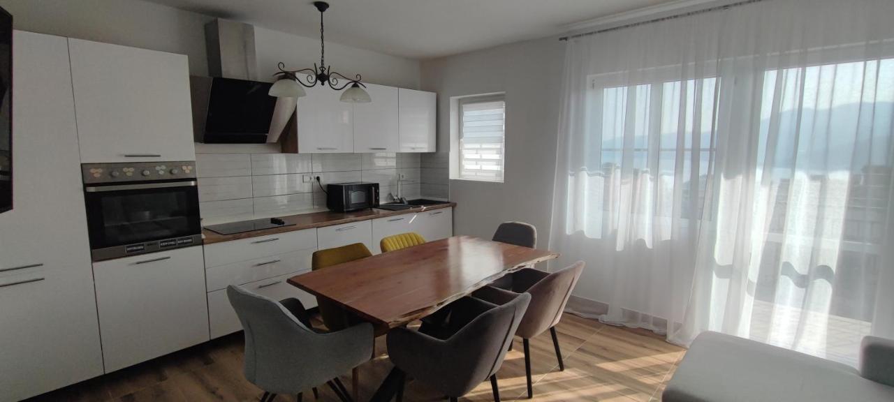 Apartment Modern And Cosy With Panorama View