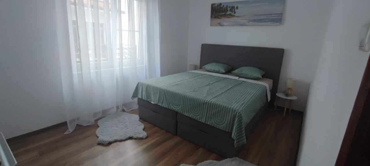 Modern And Cosy With Panorama View Apartment